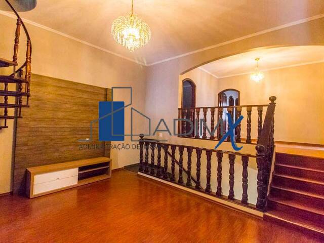 #17 - Casa em condomínio para Venda em Barueri - SP